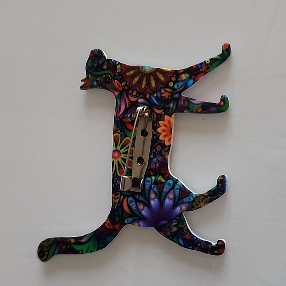 BOHEMIAN  Cat Brooch - Picture 2 of 3